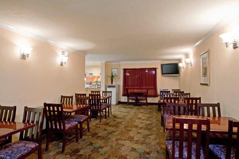 Holiday Inn Express SAN DIEGO-LA MESA (SDSU AREA) - Guatay, CA