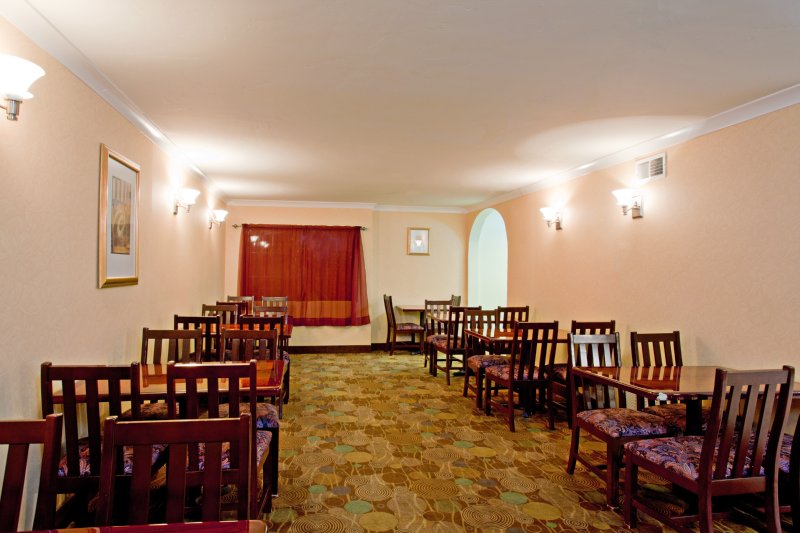 Holiday Inn Express SAN DIEGO-LA MESA (SDSU AREA) - Guatay, CA