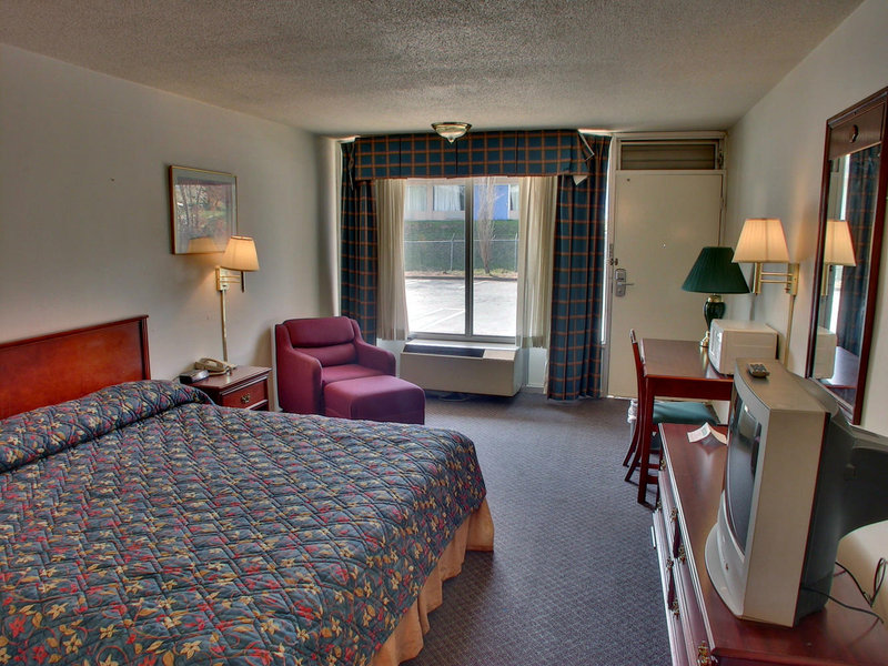 America's Best Inn and Suites - Cartersville, GA