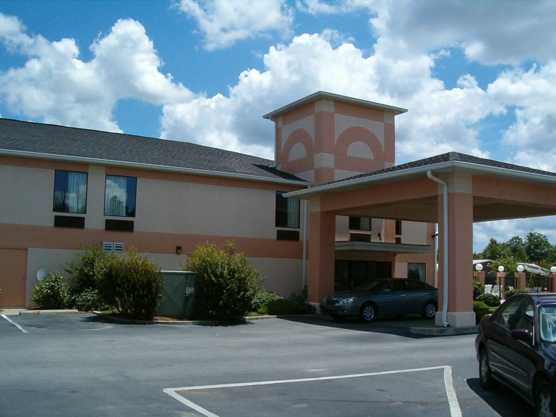 Key West Inn - Baxley, GA