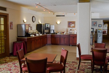 Plaza Hotel And Suites - Eau Claire, WI