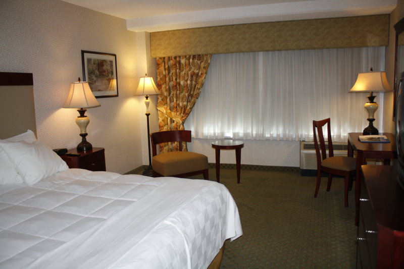 The Hotel Huntington Beach - Huntington Beach, CA