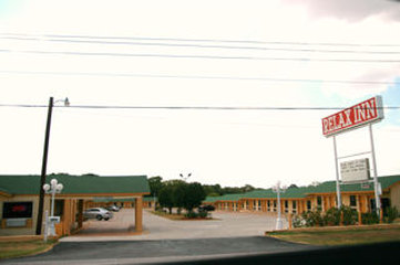 Relax Inn - Bryan, TX