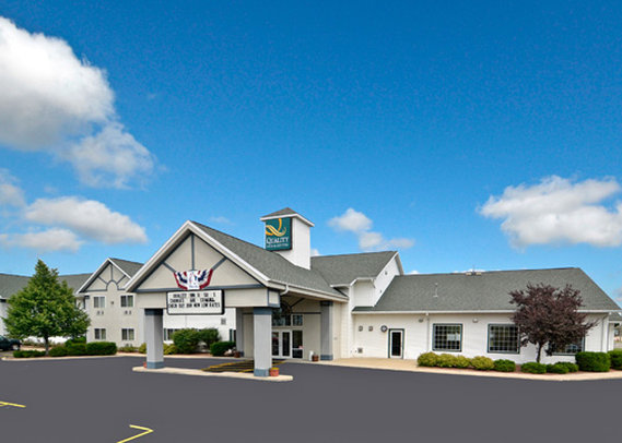 Quality Inn & Suites - Stoughton, WI