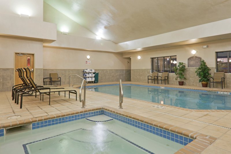 Holiday Inn Express & Suites GILLETTE - Gillette, WY