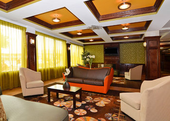 Comfort Inn & Suites New York Avenue - Lobby