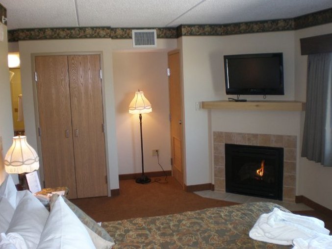 Americinn - Princeton, IL