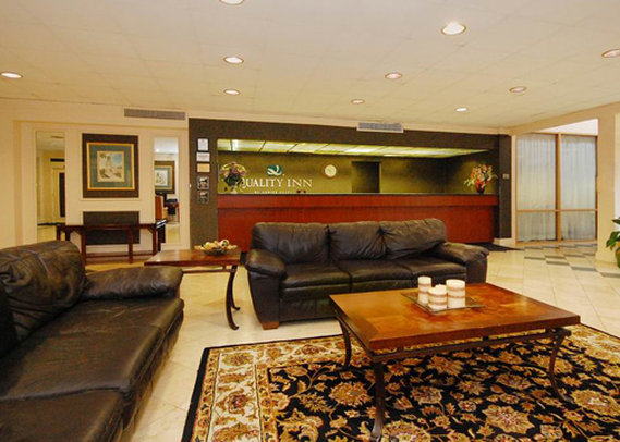 Quality Inn - Columbia, MO