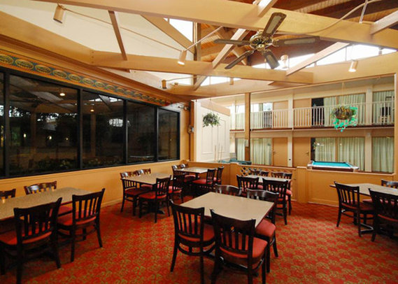 Quality Inn - Columbia, MO