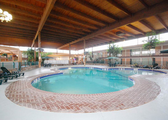 Quality Inn - Columbia, MO