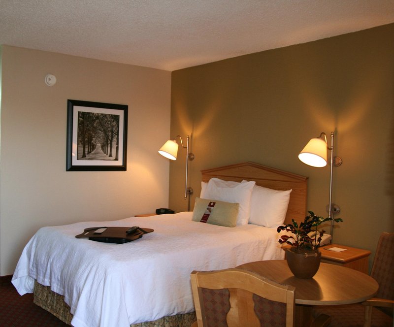 Hampton Inn Columbus-Airport - Columbus, GA