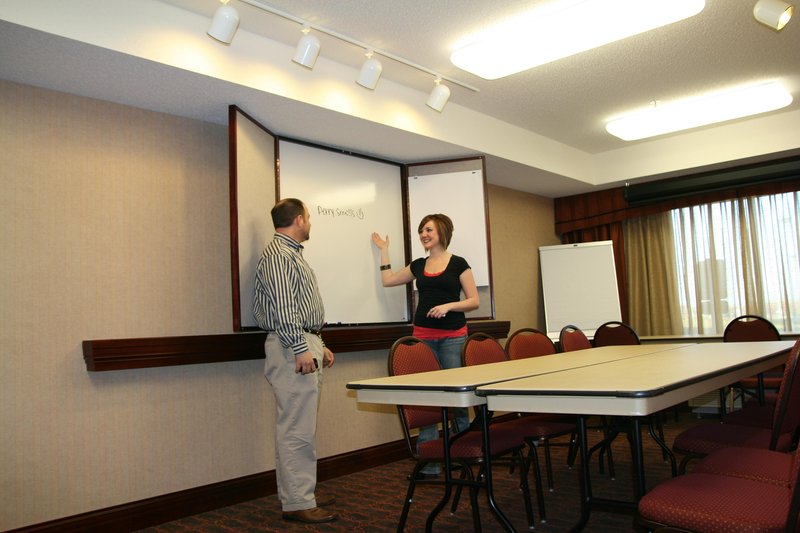 Hampton Inn Fairmont - Fairmont, MN