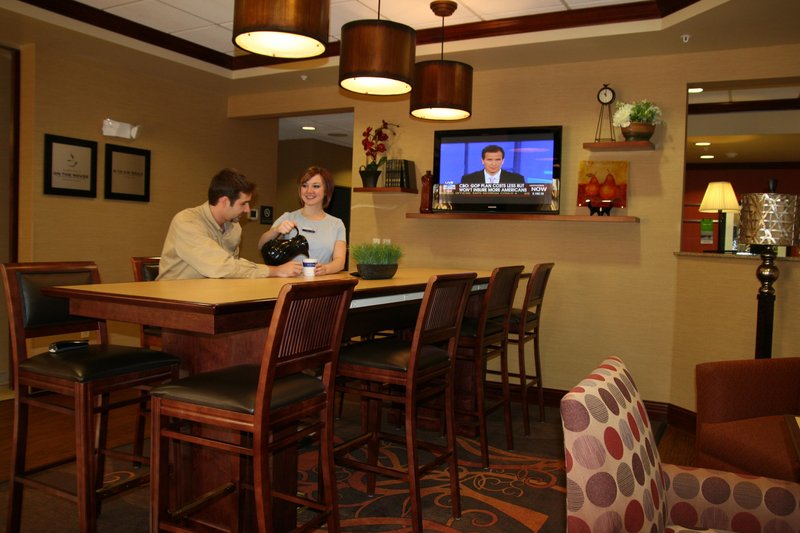 Hampton Inn Fairmont - Fairmont, MN