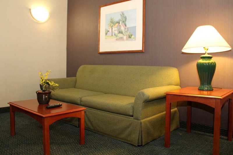 Hampton Inn & Suites San Clemente - San Clemente, CA