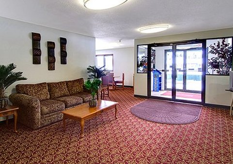 Econo Lodge - Brainerd, MN
