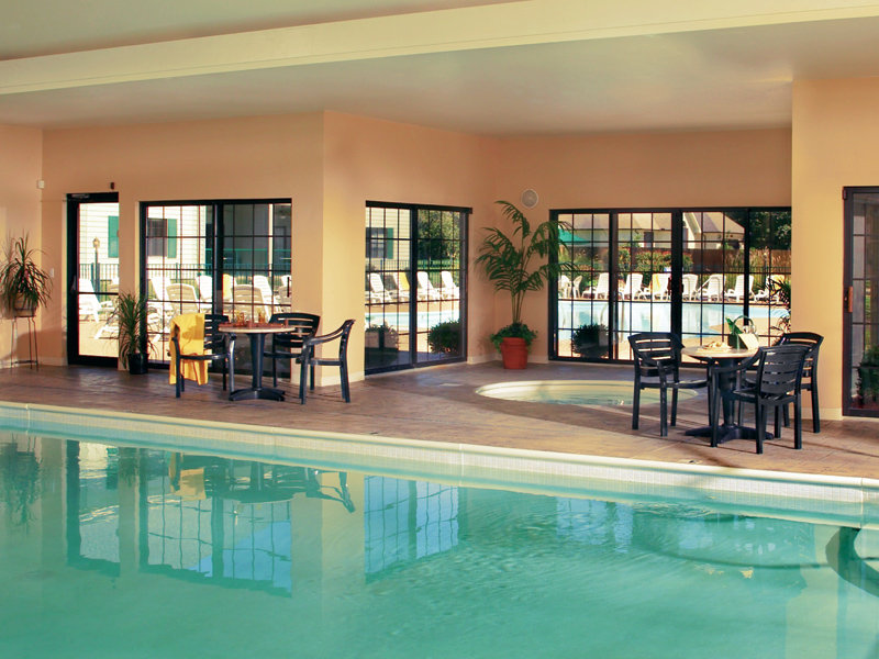 Falls Village Resorts - Branson, MO