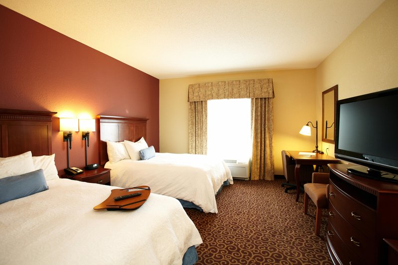 Hampton Inn Fairmont - Fairmont, MN