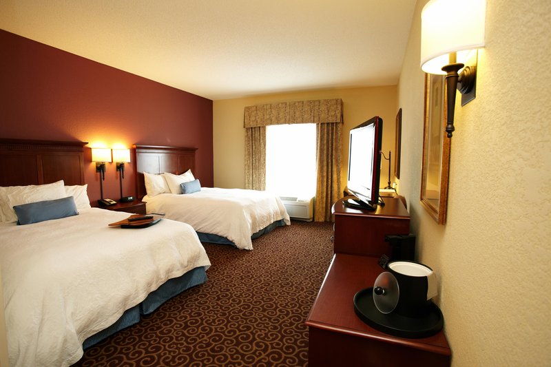 Hampton Inn Fairmont - Fairmont, MN