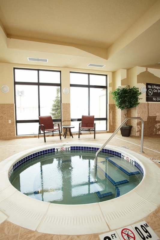 Hampton Inn Fairmont - Fairmont, MN