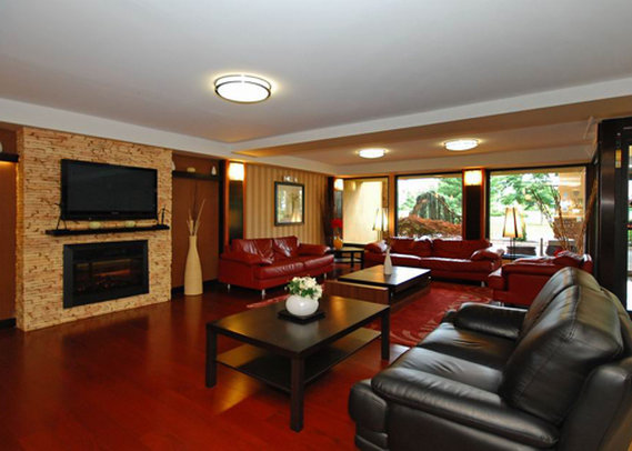 Comfort Inn And Suites - Eatontown, NJ