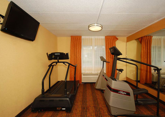 Comfort Inn And Suites - Eatontown, NJ