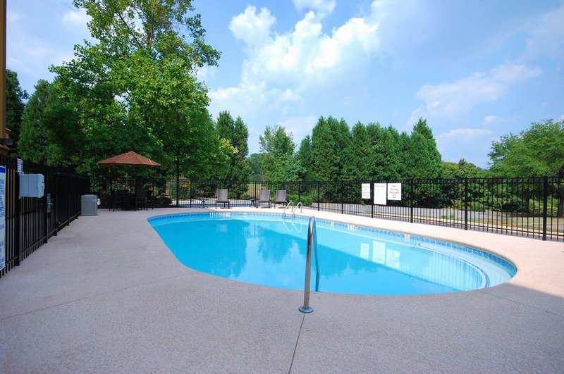 Holiday Inn Express Forsyth - Forsyth, GA