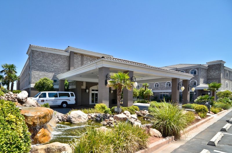 BEST WESTERN PLUS Abbey Inn - Saint George, UT