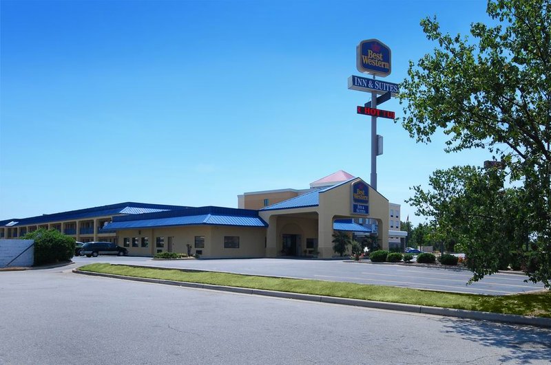 Best Western Inn & Suites - Byron, GA