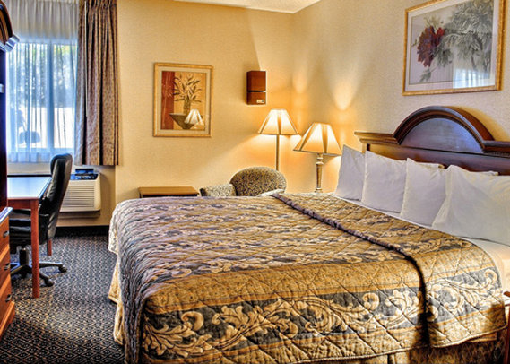 Econo Lodge - Wexford, PA
