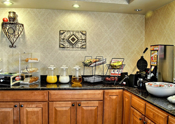 Econo Lodge - Wexford, PA