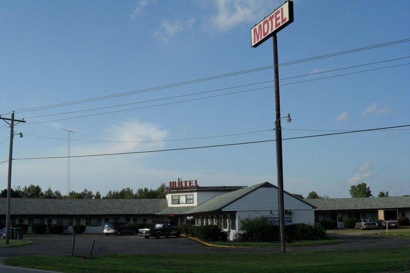 Rochester Motel - Rochester, IN