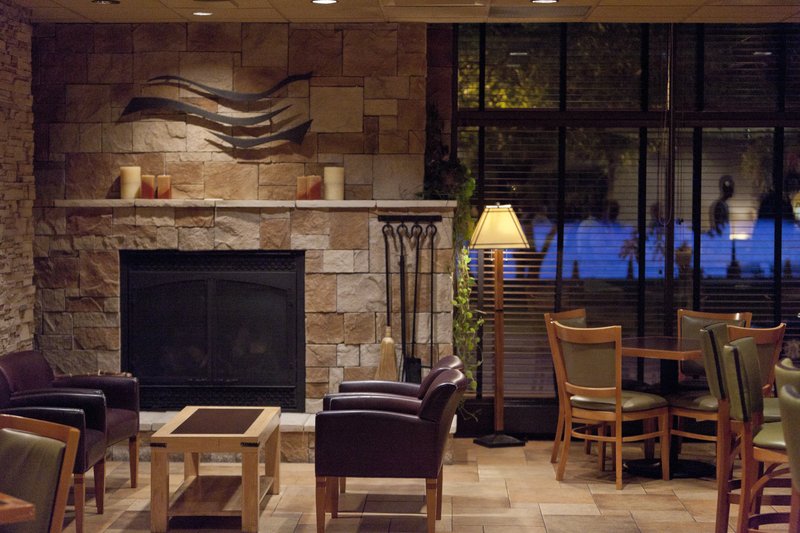 Radisson Hotel La Crosse - La Crosse, WI
