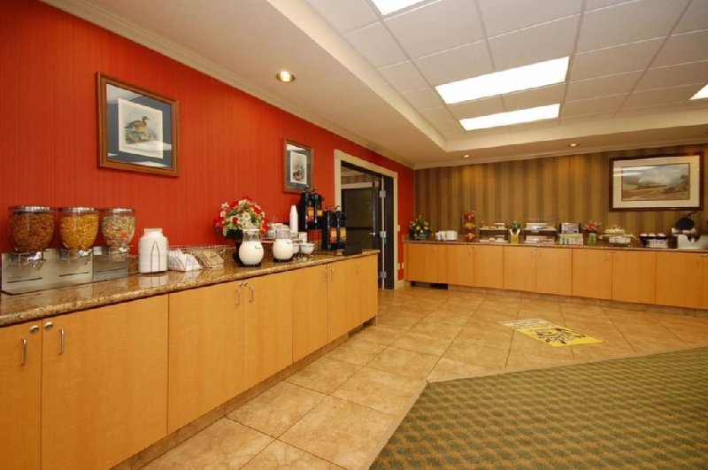 Best Western Plus - Oakdale, CA