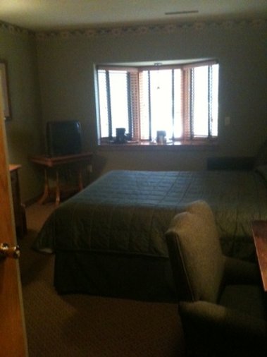 Riverwood Inn - Monticello, MN