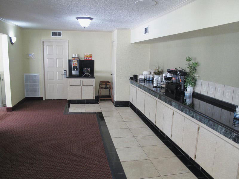 Baymont By Wyndham Texarkana - Texarkana, AR