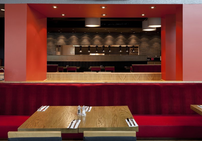 Radisson Hotel Menomonee Falls - Menomonee Falls, WI