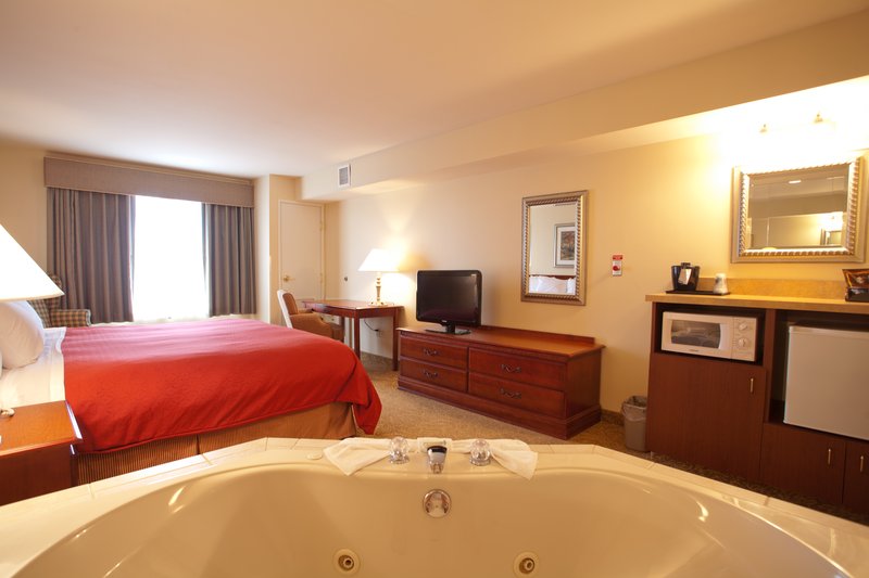 Country Inn & Suites , Big Rapids, Mi - Big Rapids, MI