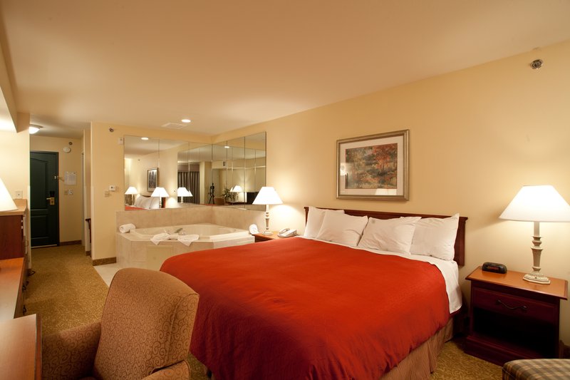 Country Inn & Suites , Big Rapids, Mi - Big Rapids, MI