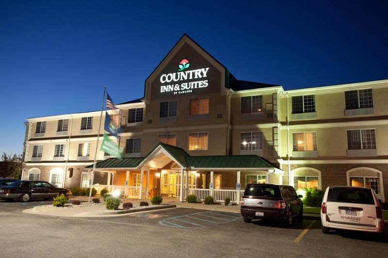 Country Inn & Suites , Big Rapids, Mi - Big Rapids, MI