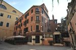 La Fenice et des Artistes Hotel