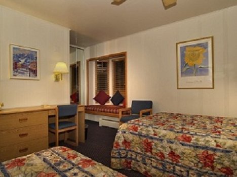 St Moritz Lodge & Condominiums - Aspen, CO