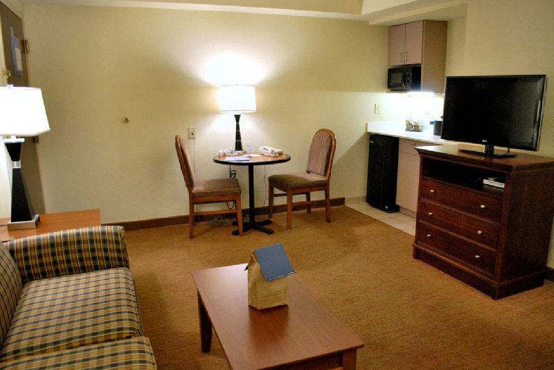 Hampton Inn Raleigh-Capital Blvd. North - Raleigh, NC