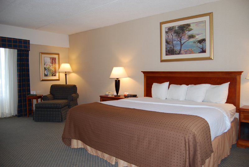 Holiday Inn-Berkshires - North Adams, MA