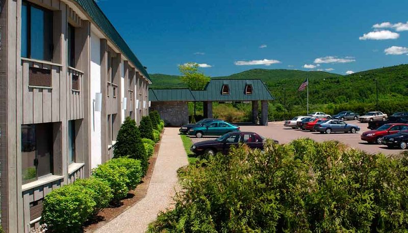BEST WESTERN-WATERBURY STOWE - Waterbury, VT