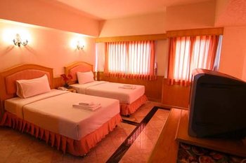 13 Coins Airport Hotel Minburi - Room