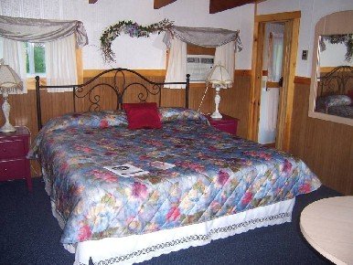 Twilite Motel - Ellsworth, ME