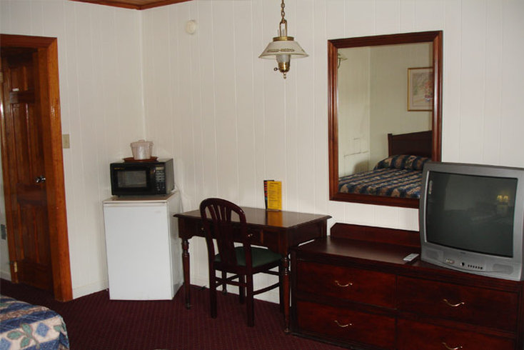 Washington & Lee Motel - Montross, VA