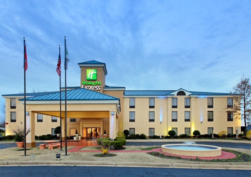 Holiday Inn Express SOUTHAVEN (MEMPHIS INTL ARPT) - Southaven, MS