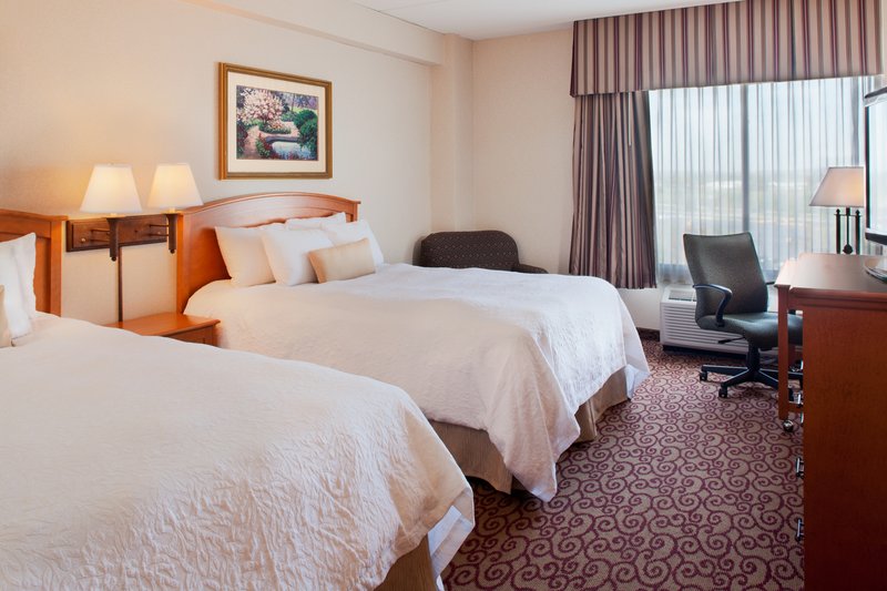 Hampton Inn-Council Bluffs - Council Bluffs, IA
