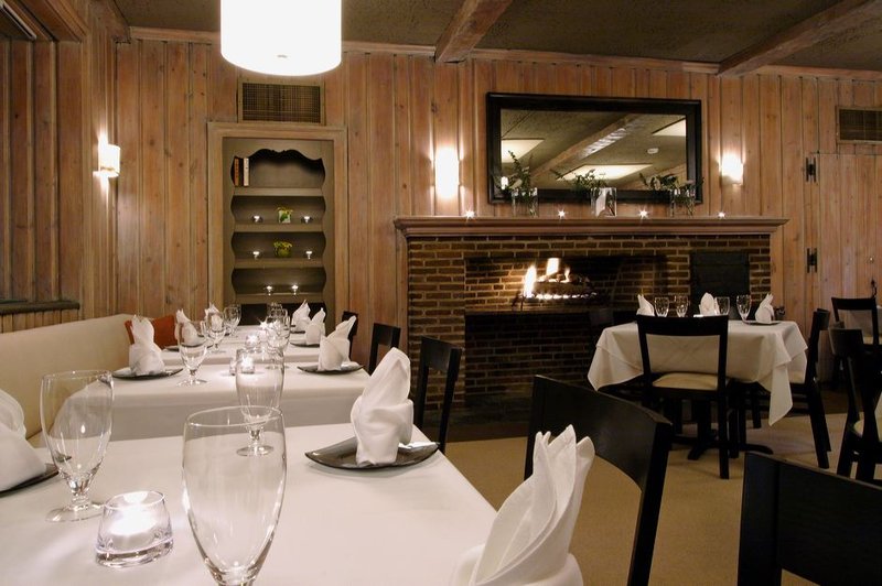 Homestead Hotel - Evanston, IL